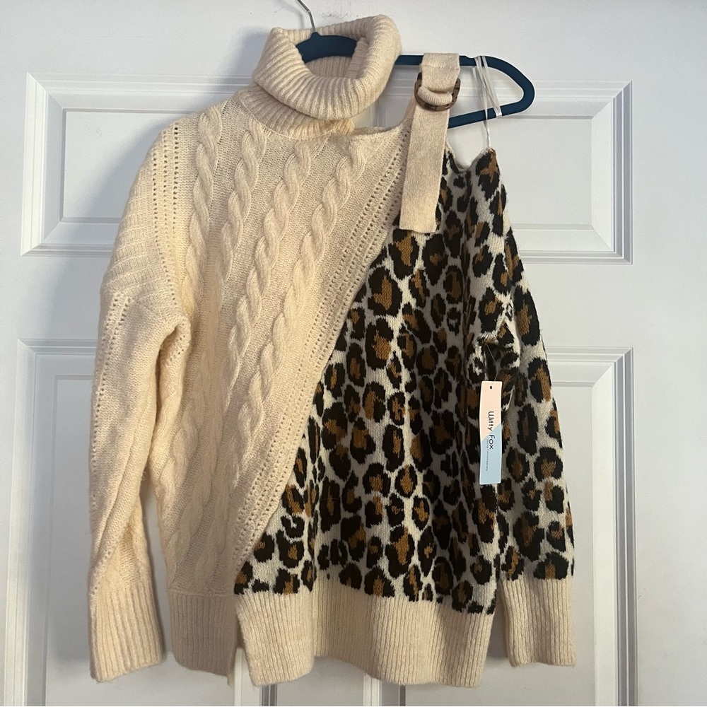 NWT Witty Fox Half Cheetah/Cream Cold Shoulder Cable Knit Turtleneck Sweater